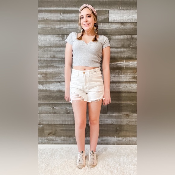 judy blue rigid magic high waist destroyed white denim shorts JB150264 WHT small - Picture 3 of 13